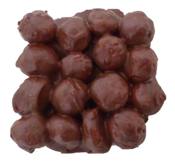 ザ・カハラのマカダミナッツチョコレート（ダーク）の写真