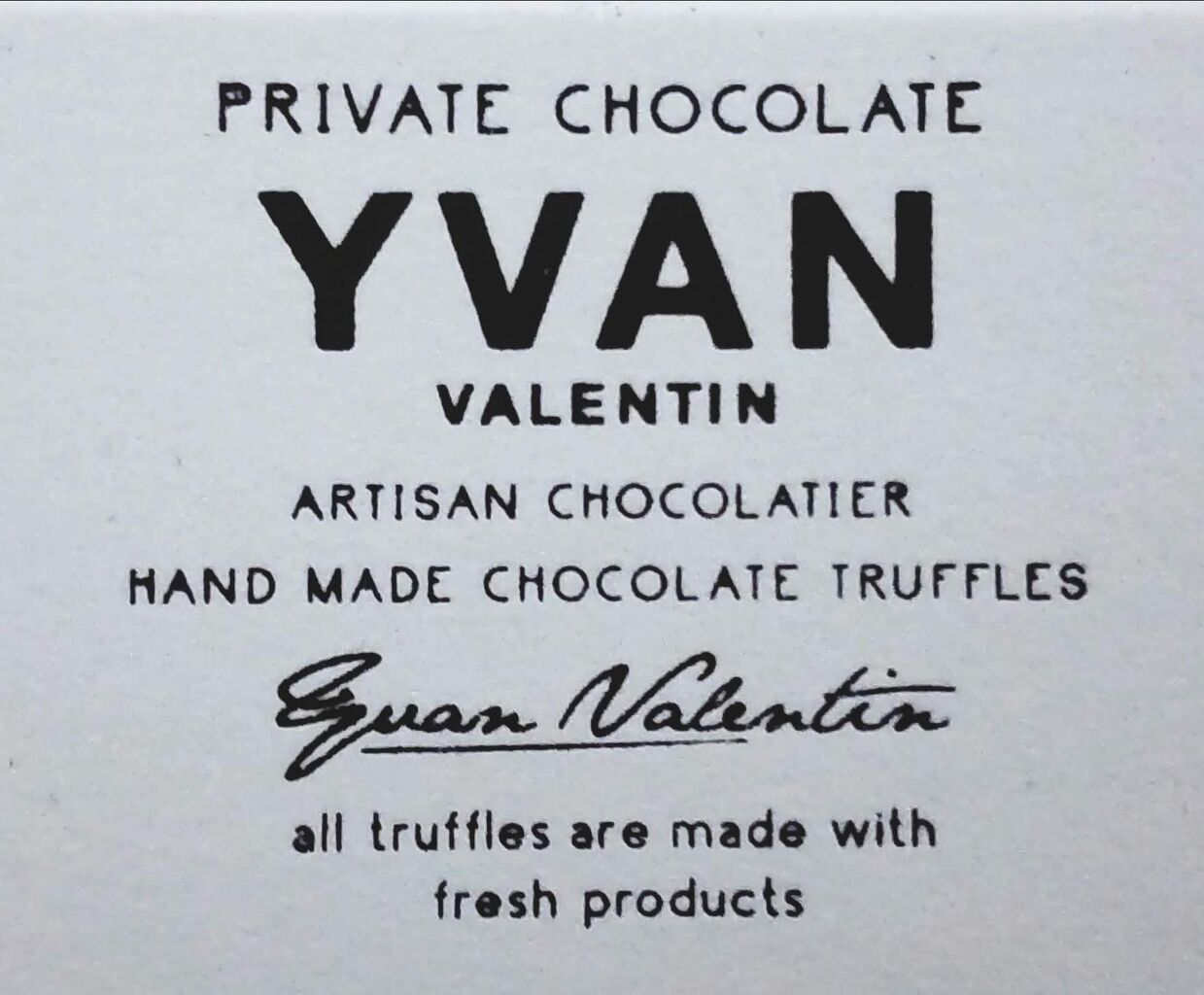 YVAN VALENTIN（イヴァン ヴァレンティン）のロゴ