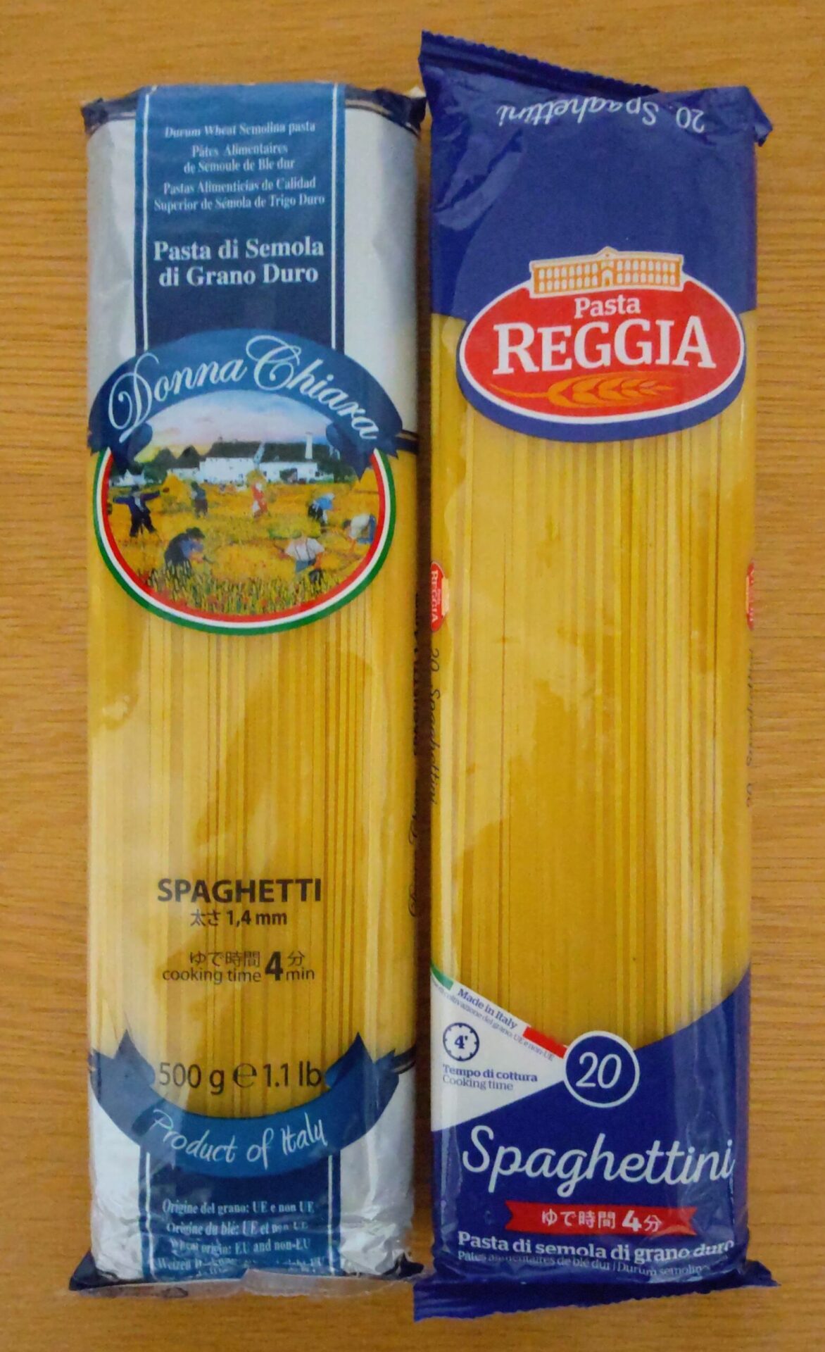 業務スーパーで購入したスパゲッティ（左DONNA CHIARAと右Pasta REGGIA）の写真
