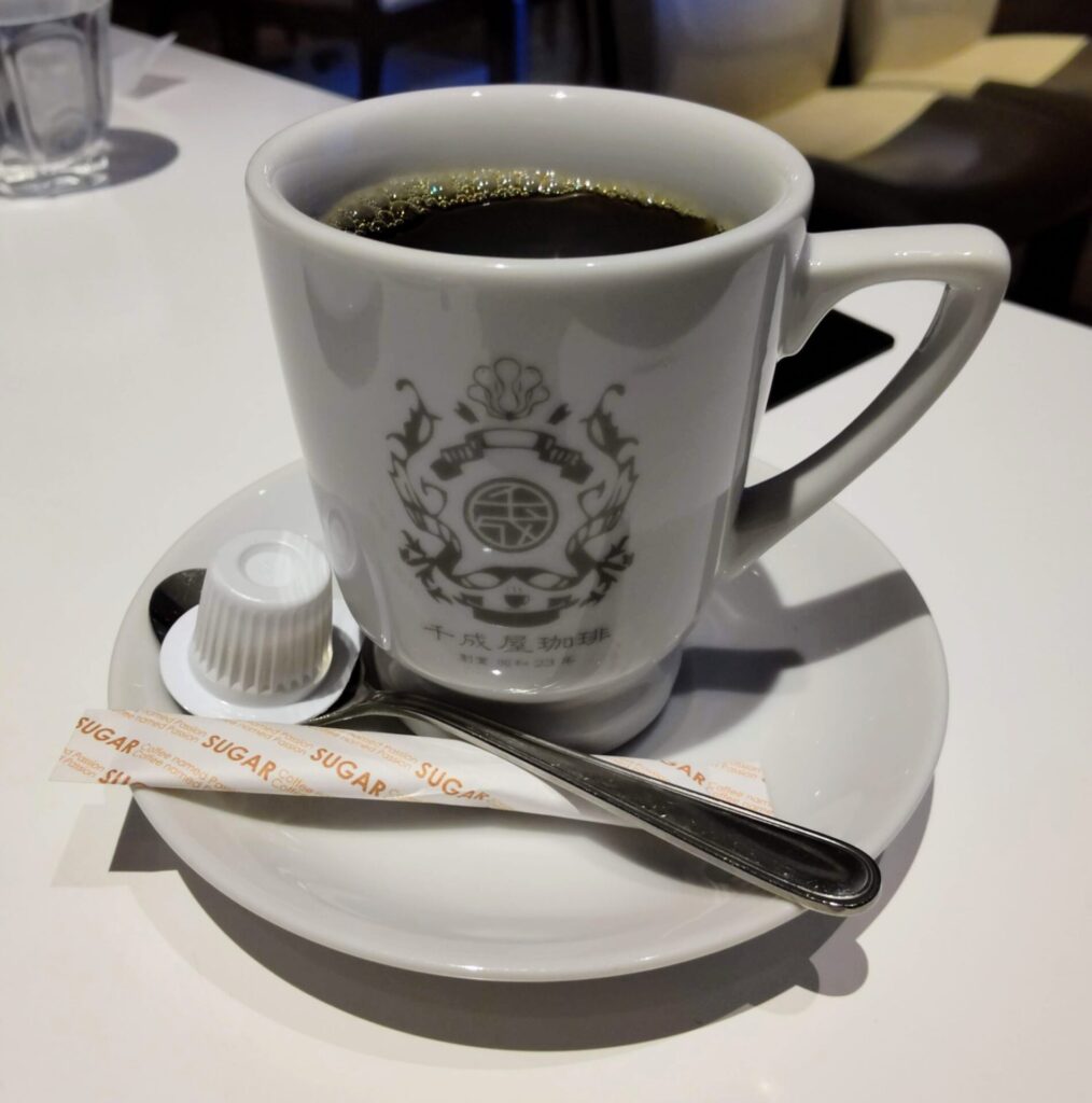 千成屋珈琲ラゾーナ川崎店で注文したホットコーヒーの写真