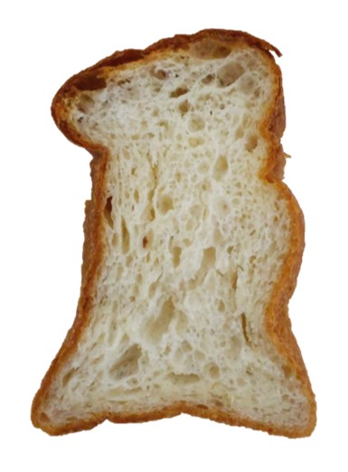 ジュウニブン食パンをカットした写真'